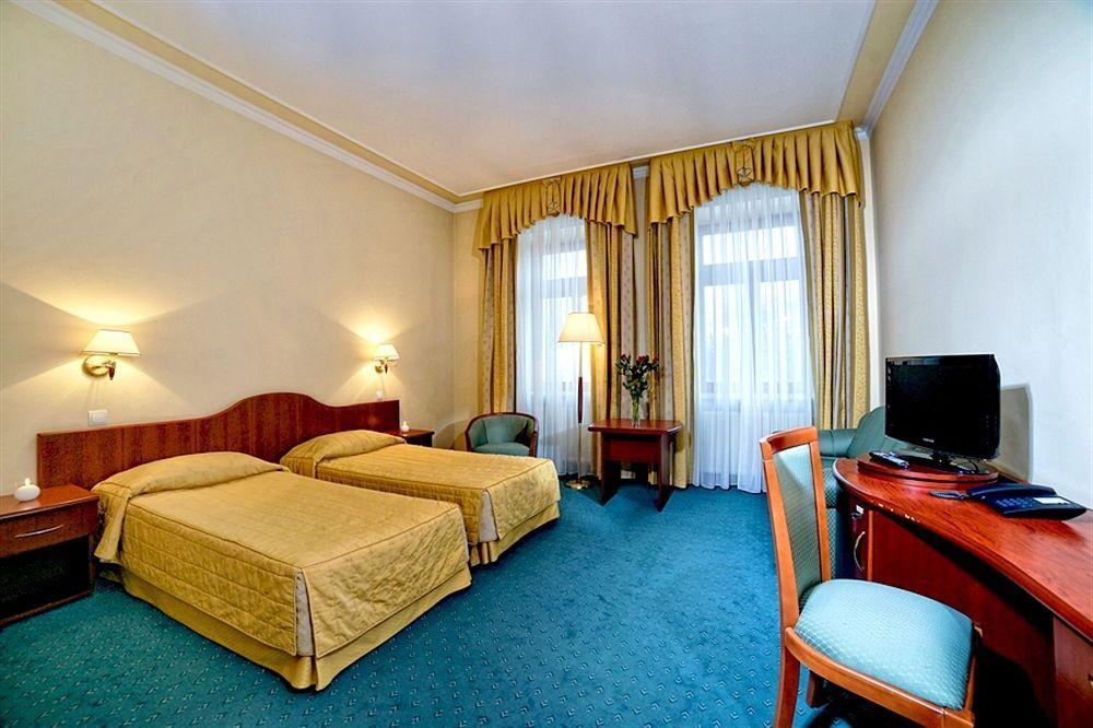 Hotel Palace Europa Lublin Extérieur photo