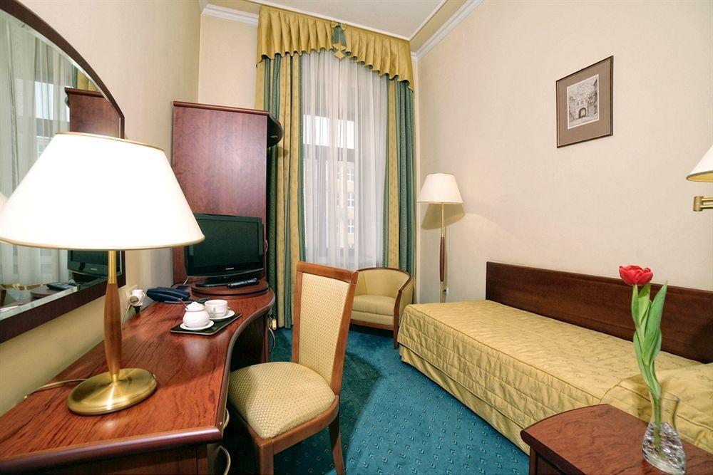 Hotel Palace Europa Lublin Extérieur photo