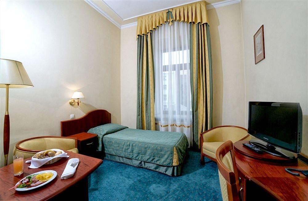 Hotel Palace Europa Lublin Extérieur photo
