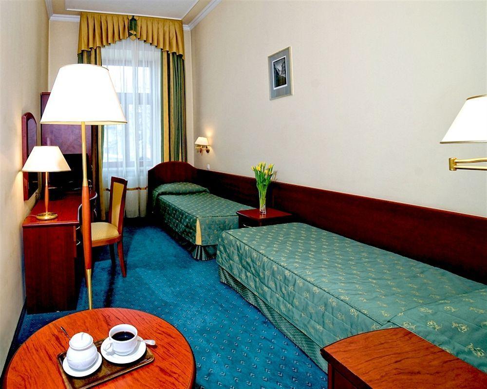 Hotel Palace Europa Lublin Extérieur photo