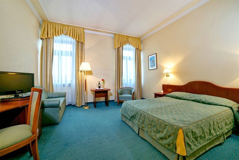 Hotel Palace Europa Lublin Extérieur photo