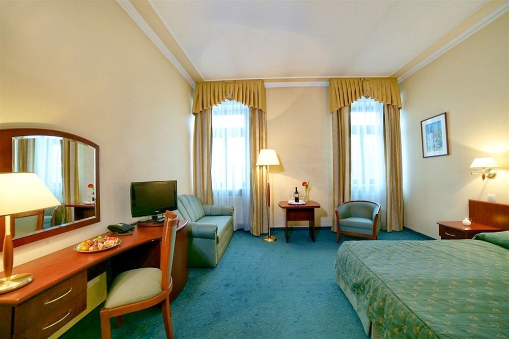 Hotel Palace Europa Lublin Extérieur photo