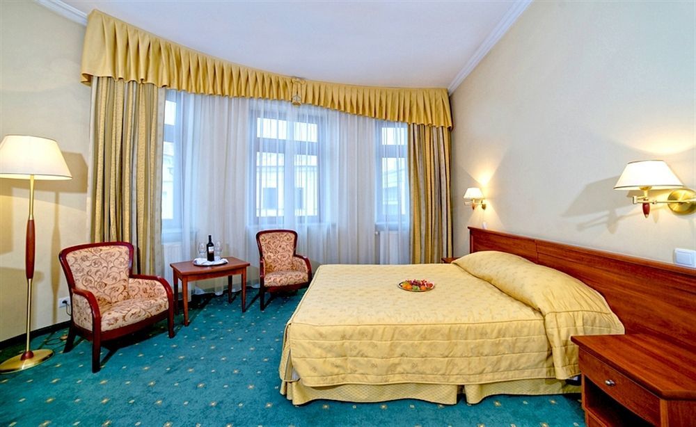Hotel Palace Europa Lublin Extérieur photo